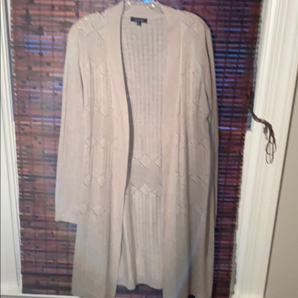 SOLD!! Extended open Light Cardigan